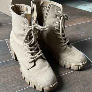 Universal Thread Lace-Up Chunky Heel Ankle Boots in Taupe